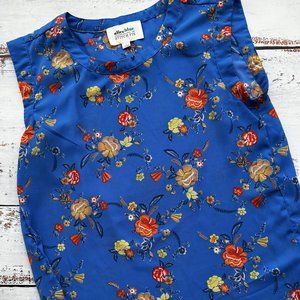 Alice Blue Buckingham Crew Neck Blouse